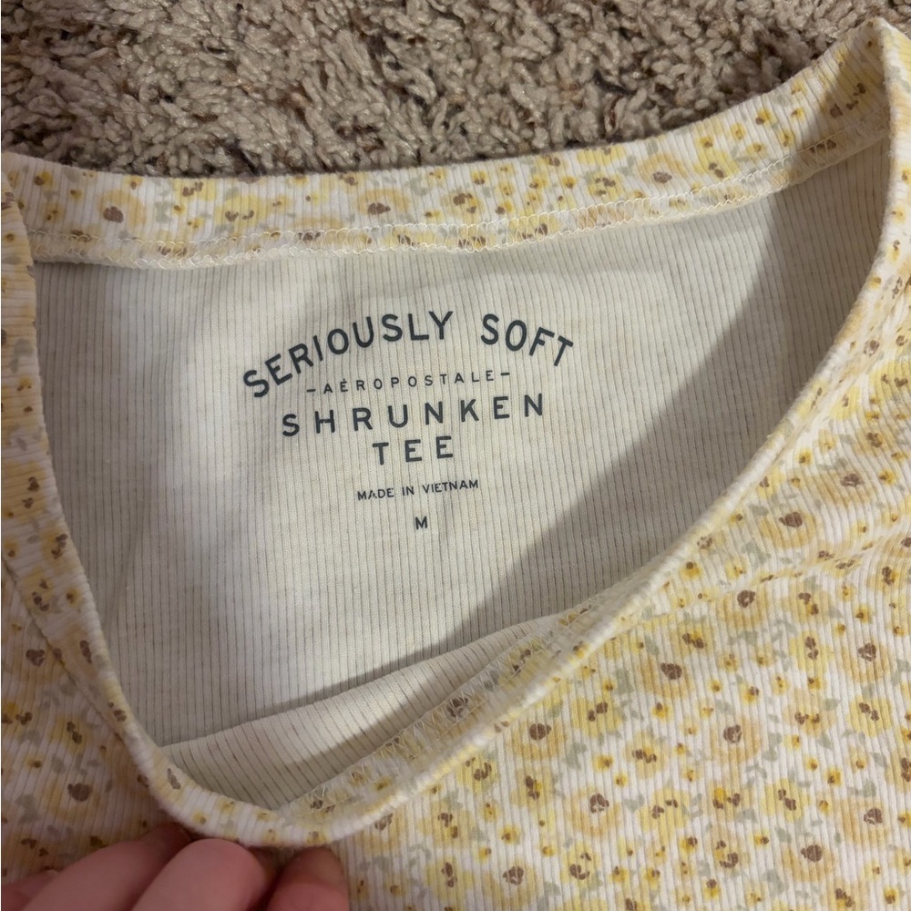 Aeropostale Floral Ribbed Shrunken Tee - Picture 4 of 4